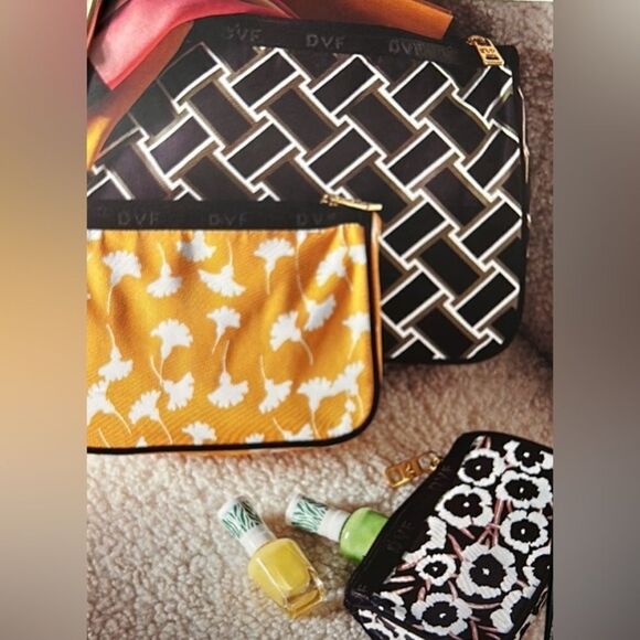 DVF x Target Black Gold WhiteāVintage Weave Ginkgo Poppy 3 pack Travel Pouches - Picture 3 of 14